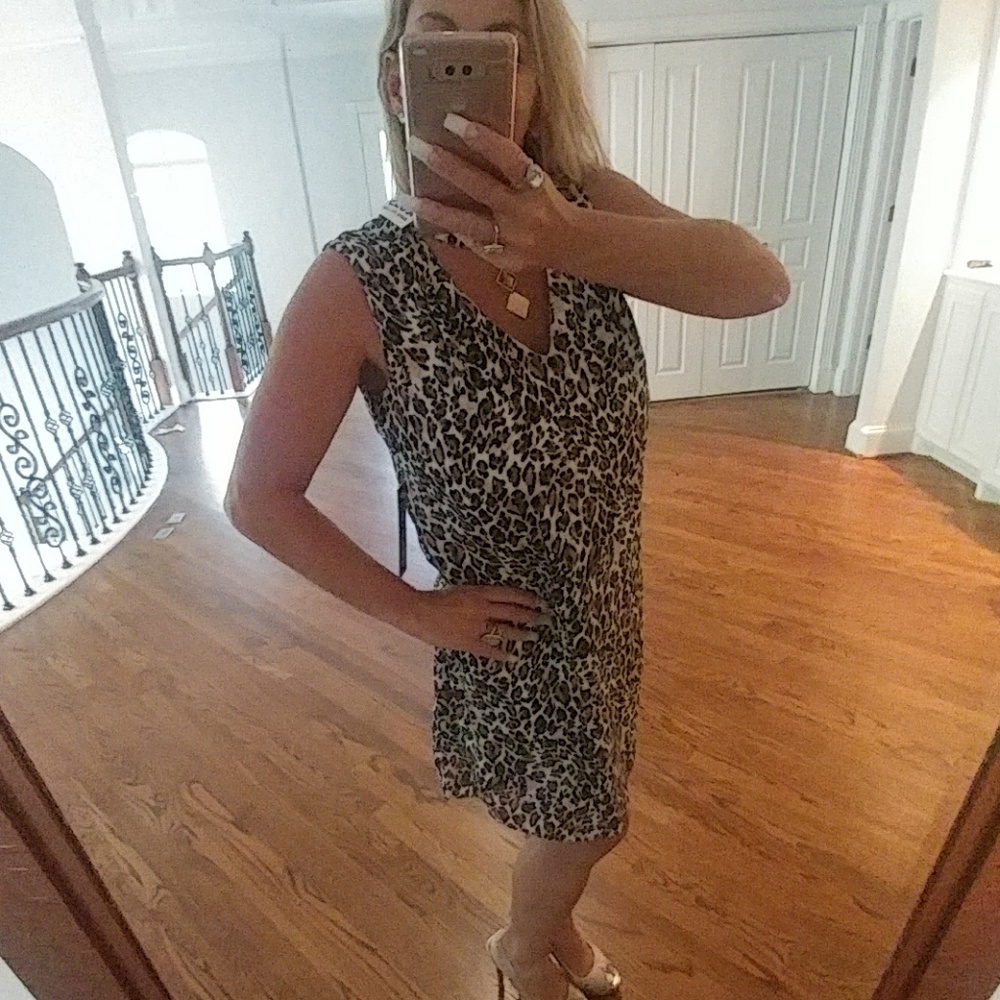 Sassy Leopard Dress with Gold necklace detail - Picture 4 of 4